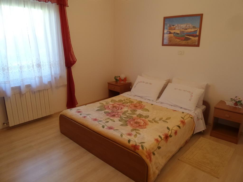 Apartmani Lina Umag Bagian luar foto