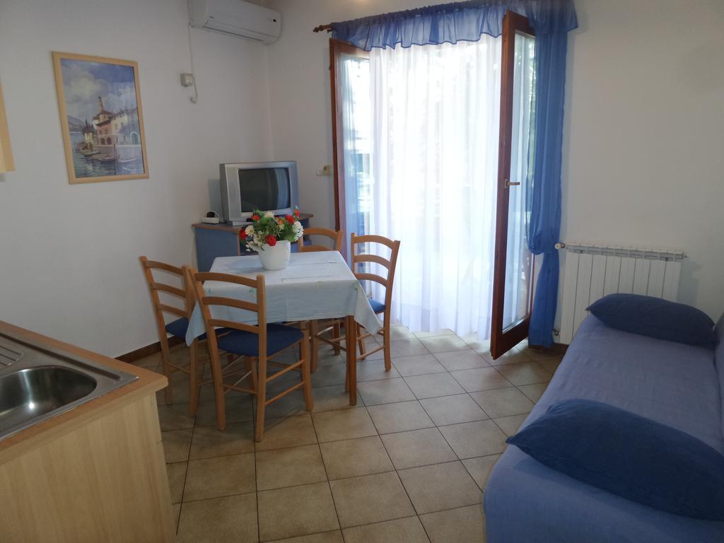 Apartmani Lina Umag Bagian luar foto